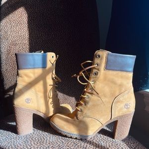 7.5 high heeled timberlands